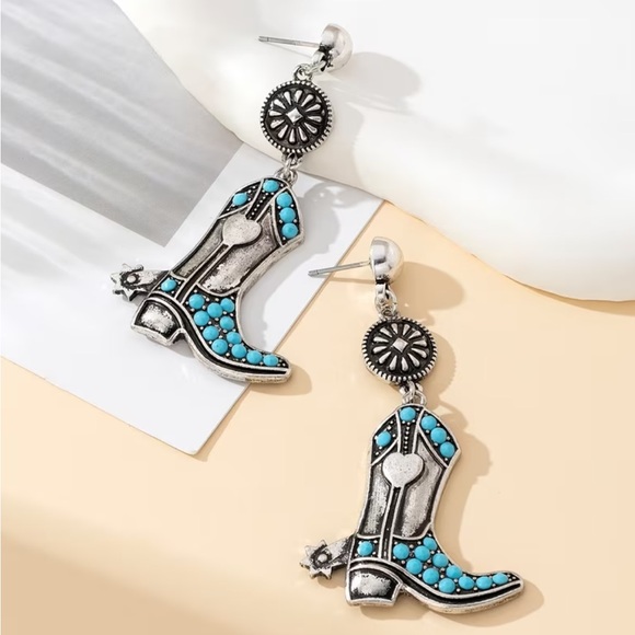 Western Turquoise Cowboy Boot Drop Earrings Silver Boho Cowgirl - Picture 3 of 3